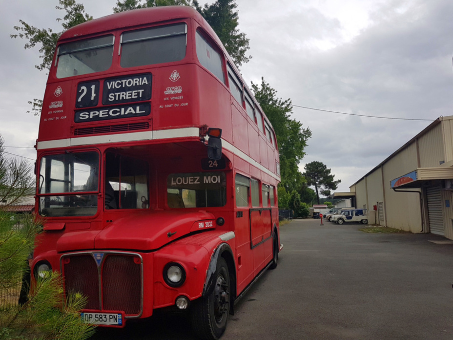 Histoire du bus anglais du Pyla Classic Cars