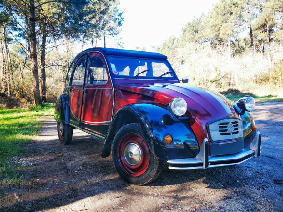 Rare 2cv Charleston rouge et noire 1ère main et patine d'origine