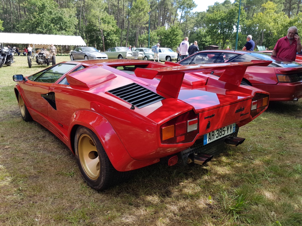 Lamborghini Countach sur le Bassin d' Arcachon