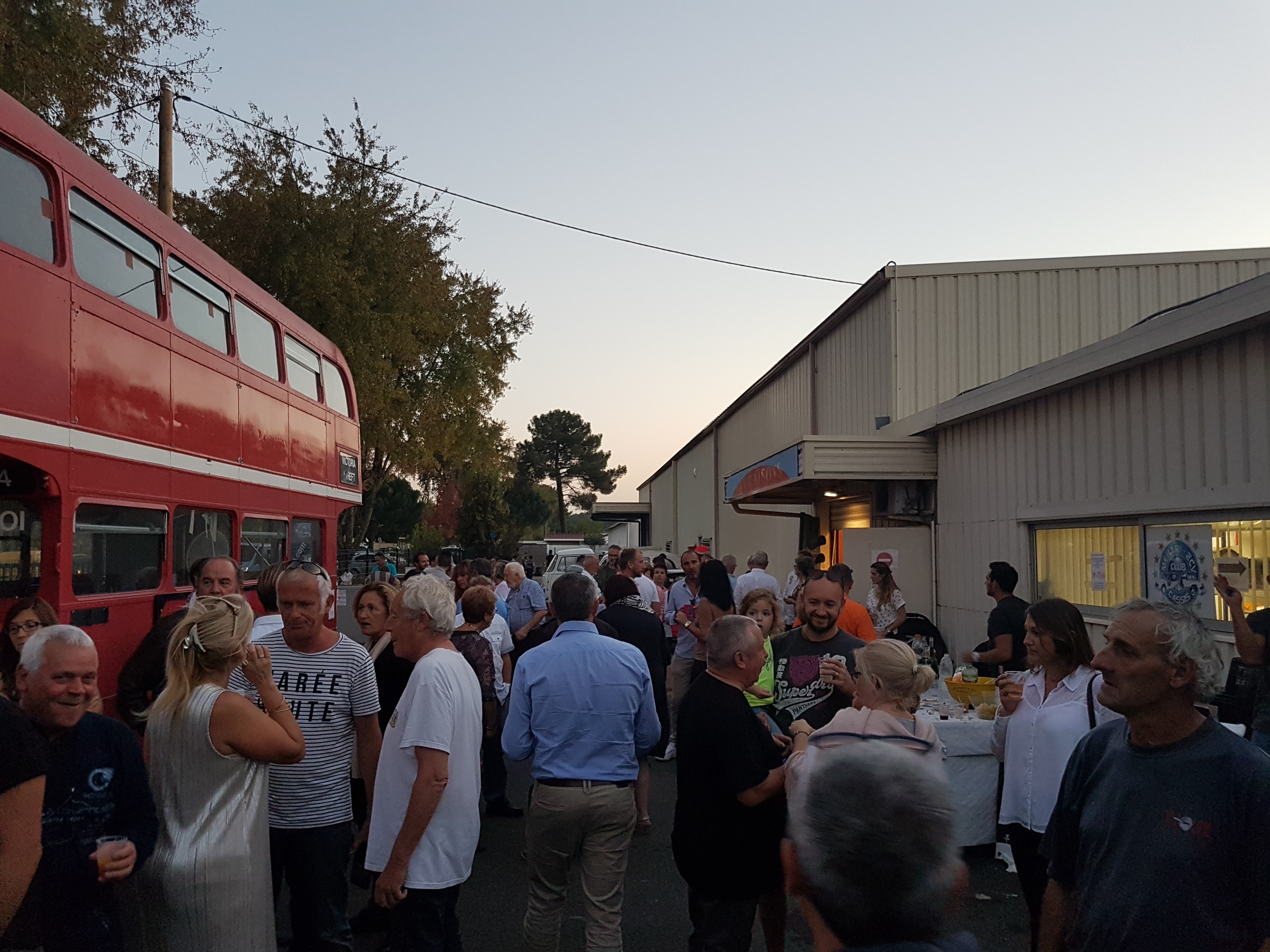 Inauguration de Pyla Classic Cars réussie