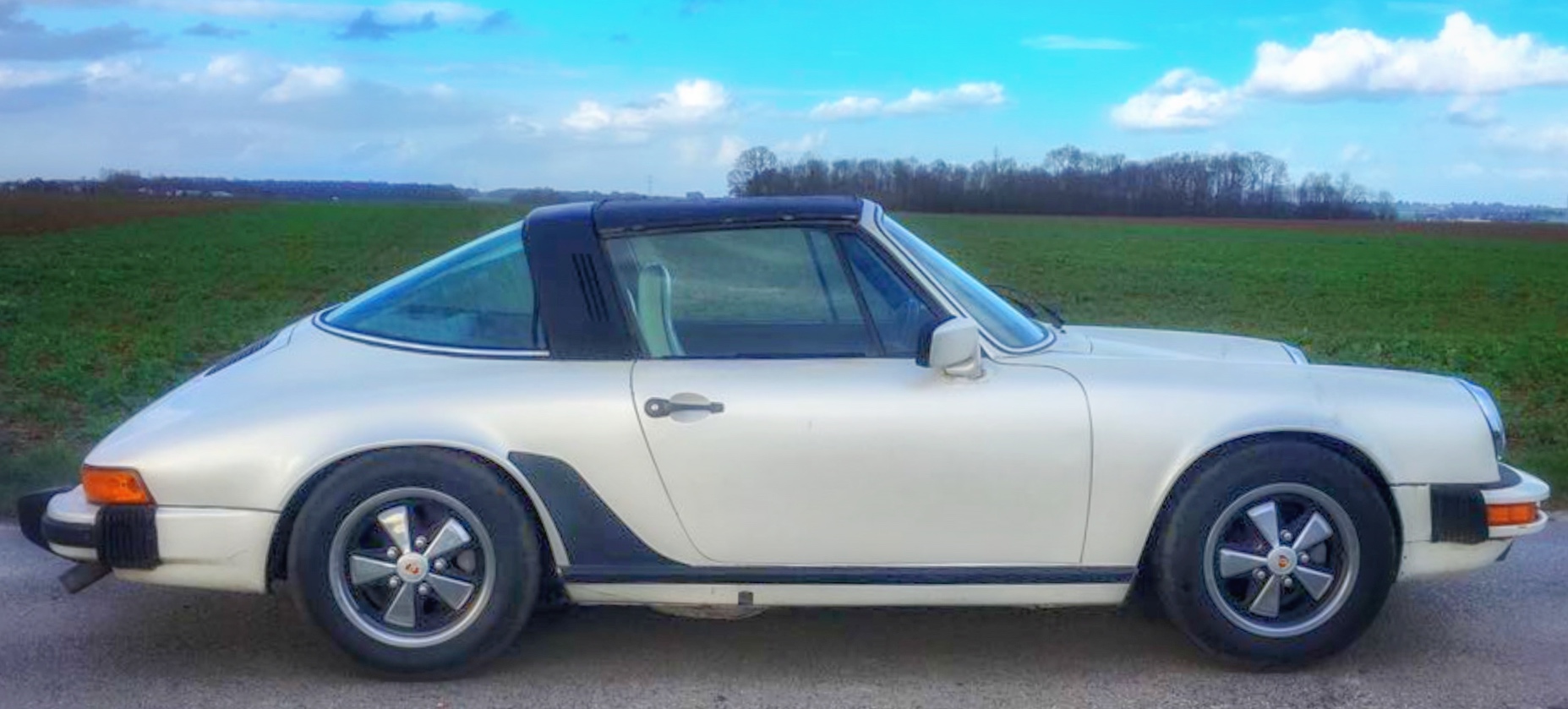 A vendre Porsche 911 Targa 2,7 de 1977 à rénover