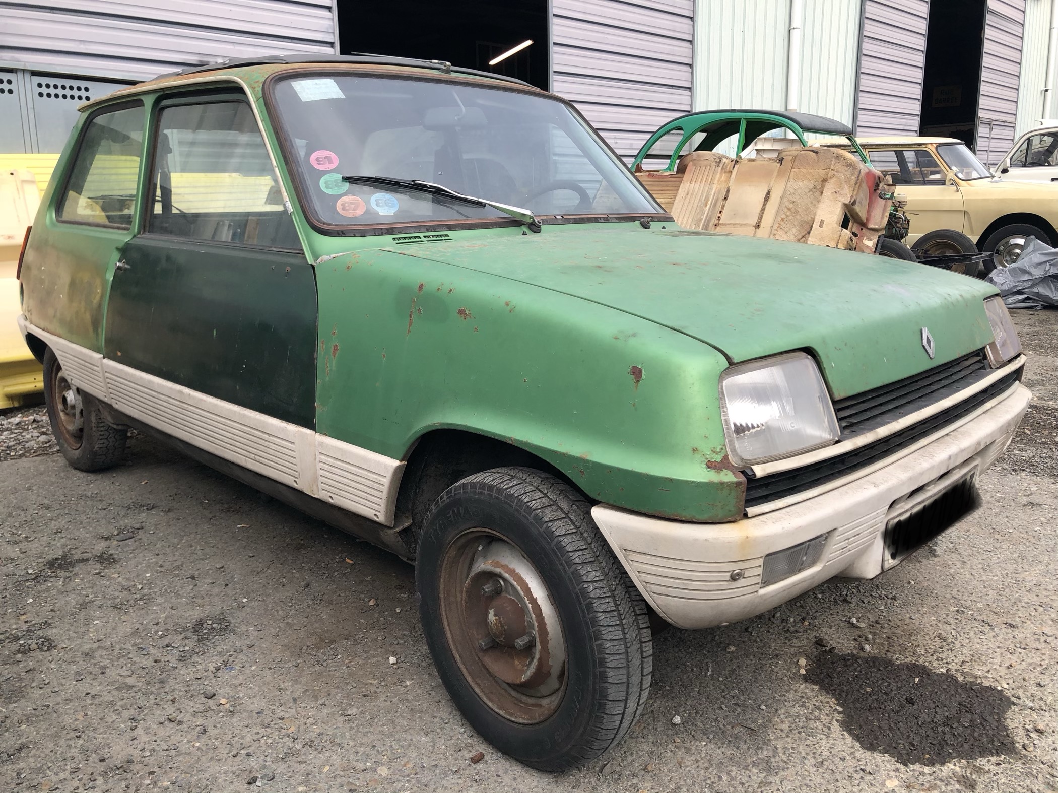 A vendre R5 GTL découvrable avec intérieur rare
