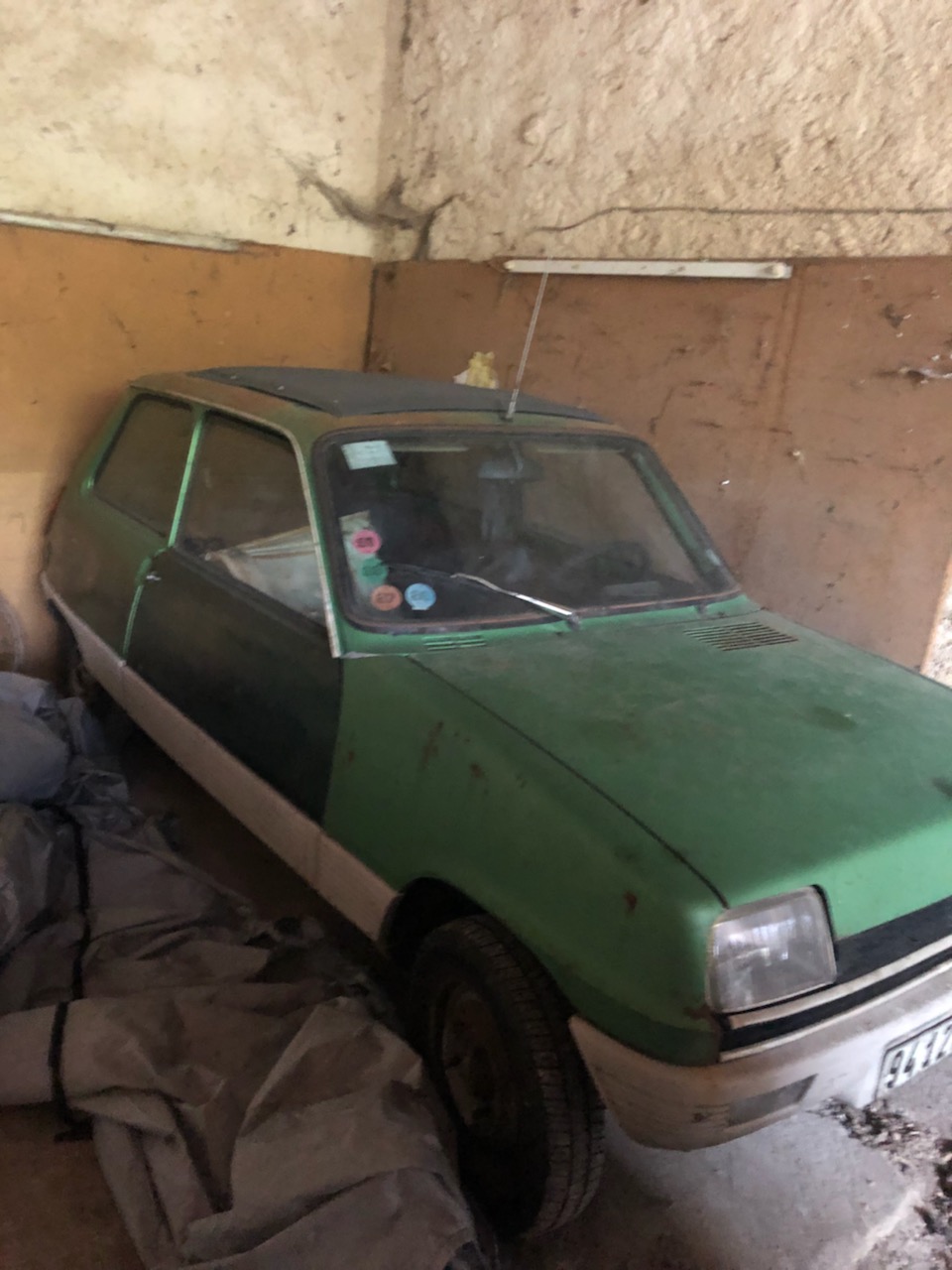 A vendre R5 GTL découvrable avec intérieur rare