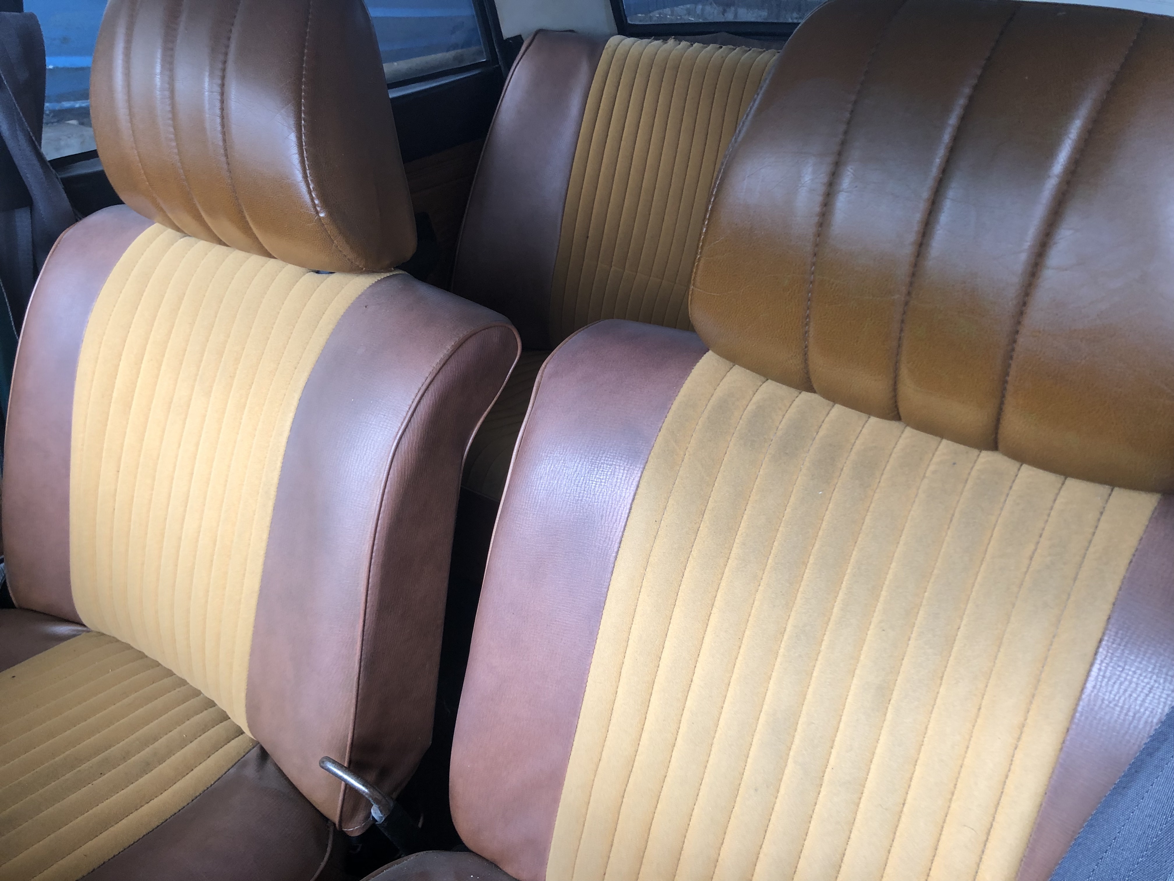 A vendre Peugeot 304