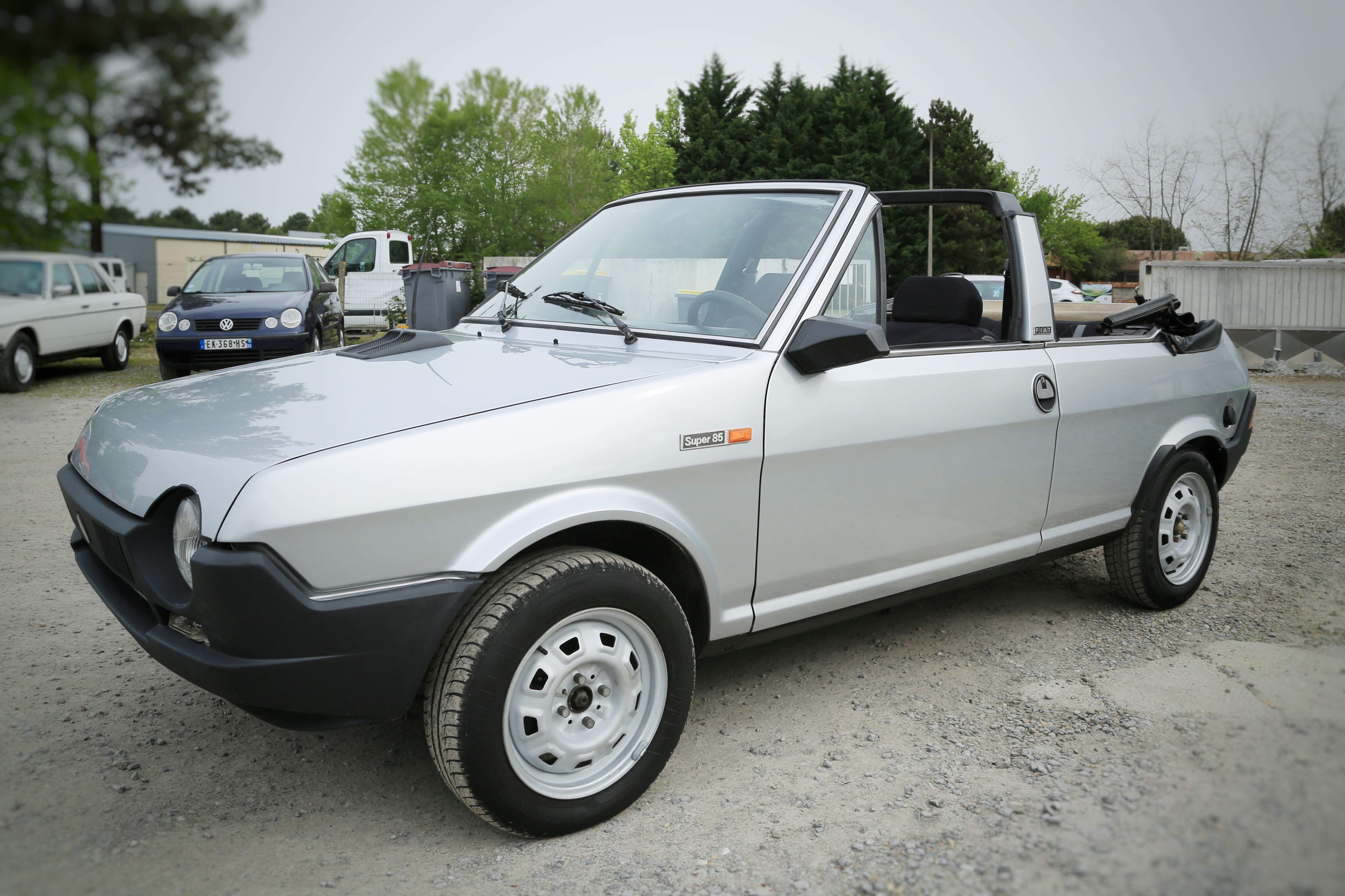 A vendre Fiat ritmo 85 S décapotable à redémarrer