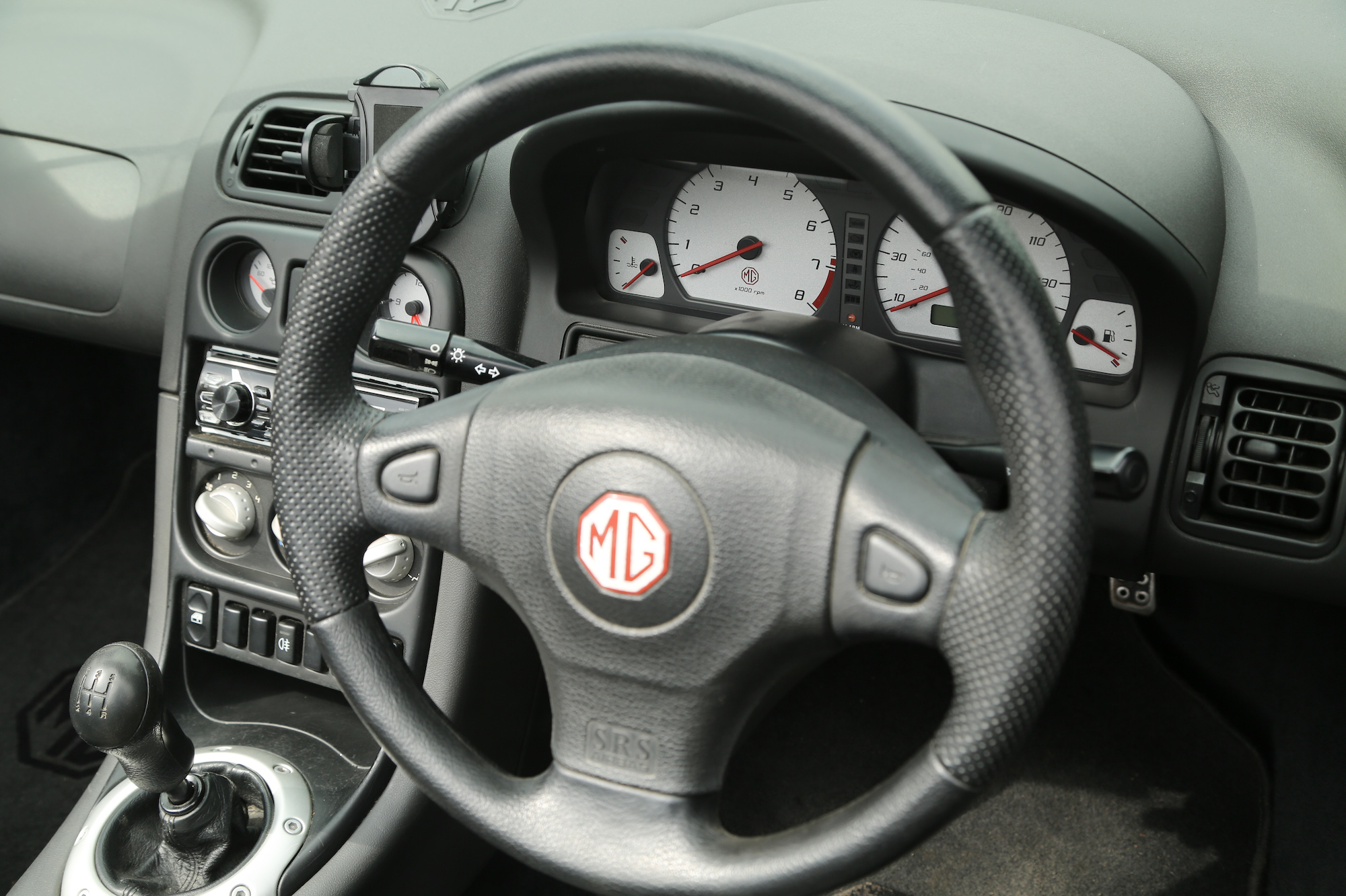 A vendre roadster cabriolet MG TF I.6 116 rhd parfait état