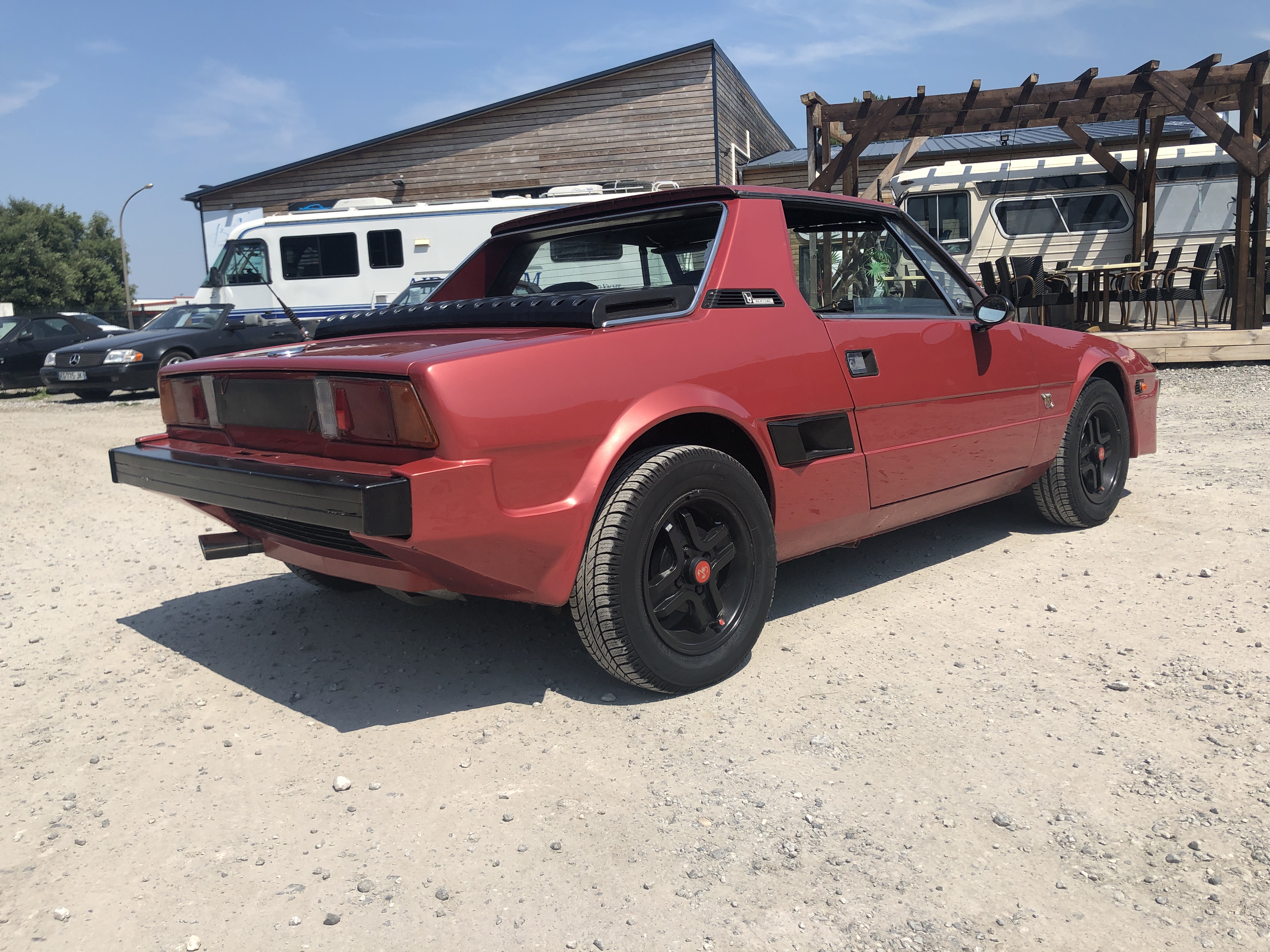 A vendre FIAT X 1/9