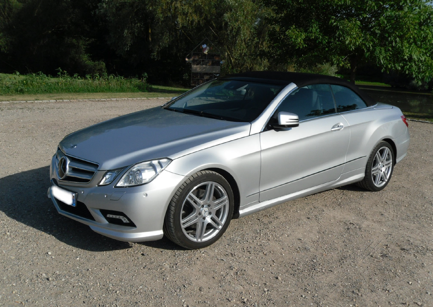 Jolie Mercedes Classe E 350 CDI Cabriolet 3.0 pack AMG de 2011 Jolie Mercedes Classe E 350 CDI Cabriolet 3.0 pack AMG de 2011