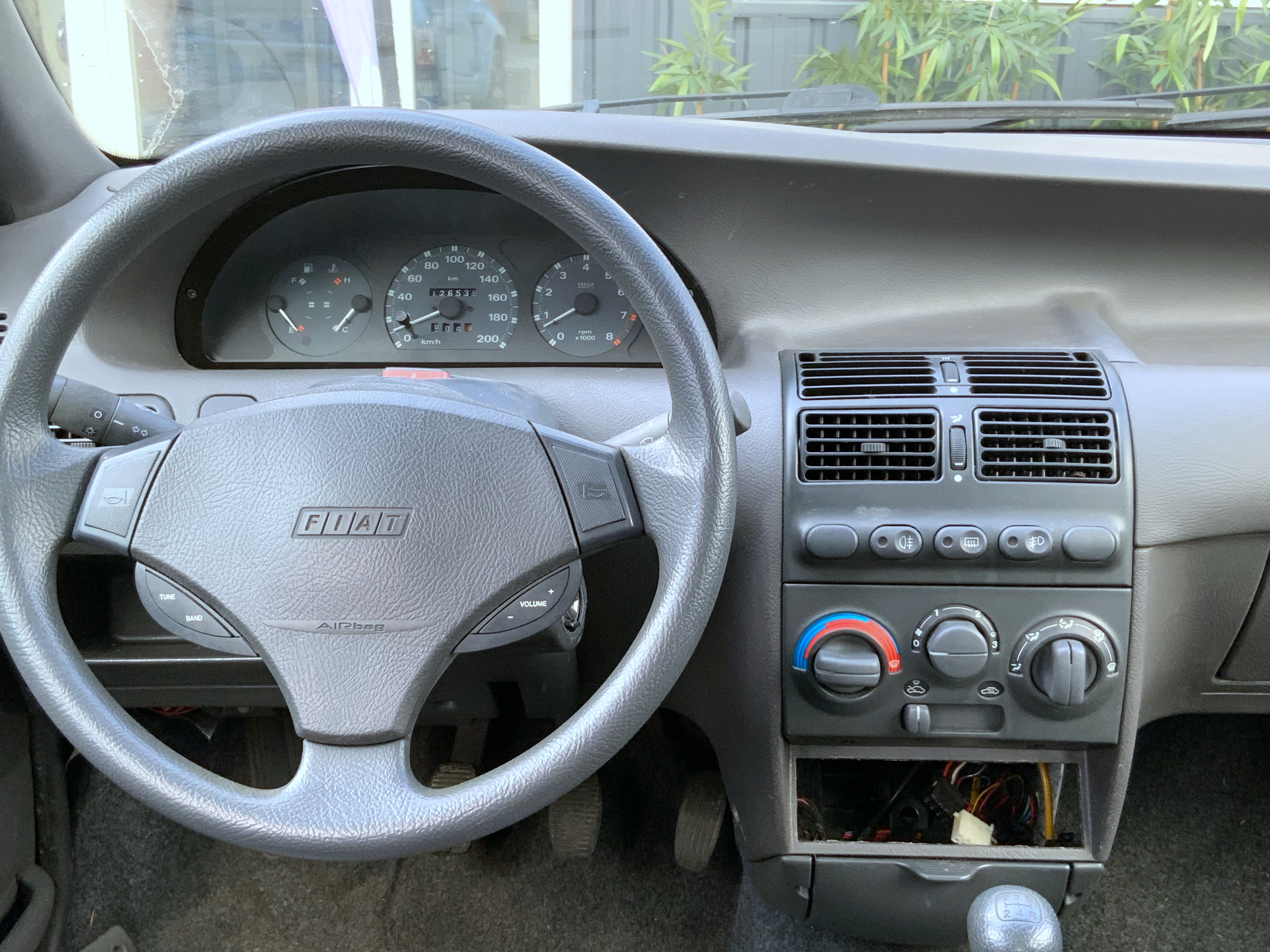 A VENDRE Fiat Punto SX 60 de 1998 CT récent ok pas cher