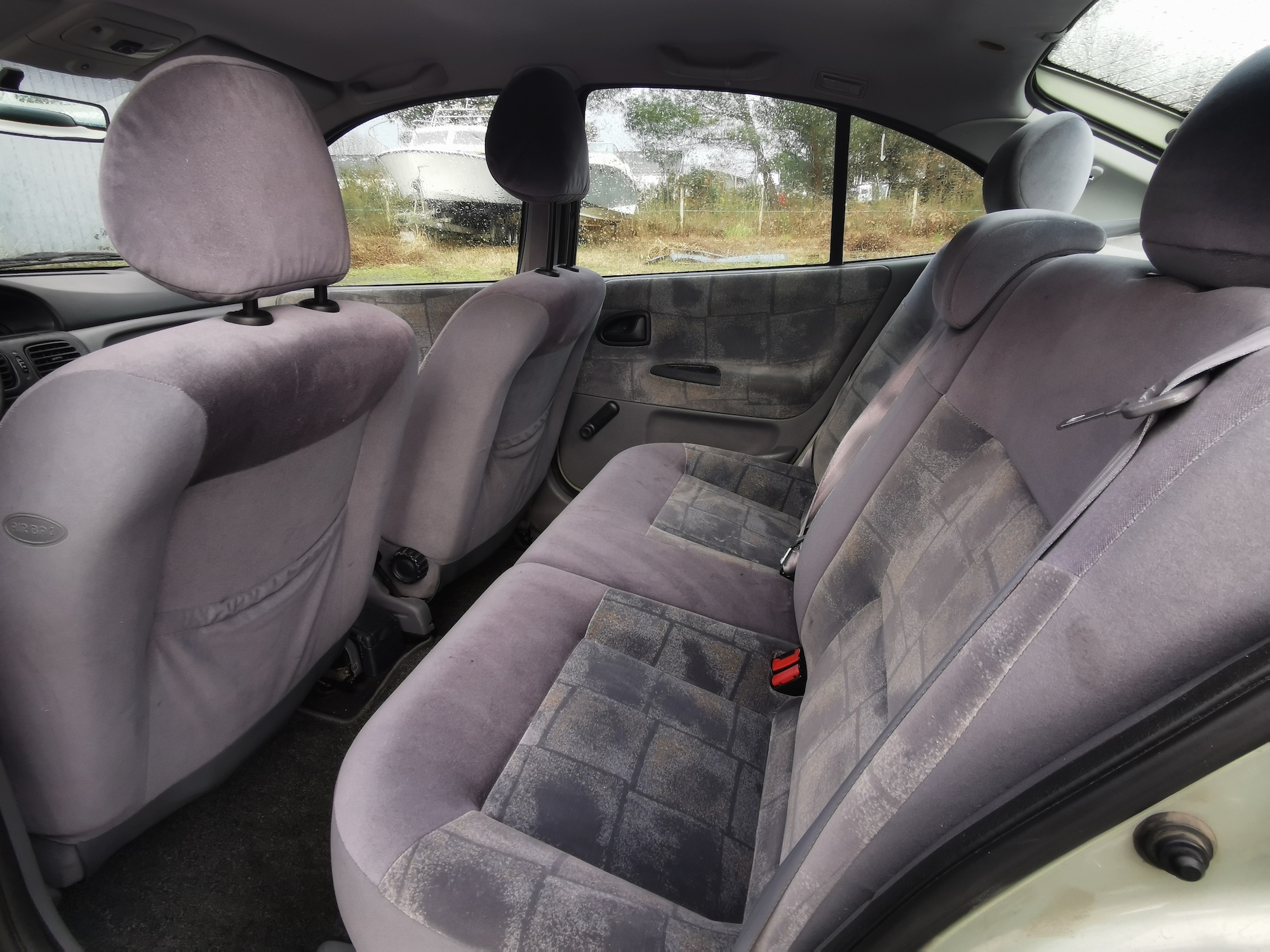 A VENDRE Renault Megane 1.6 16v de 2001 au contrôle technique ok