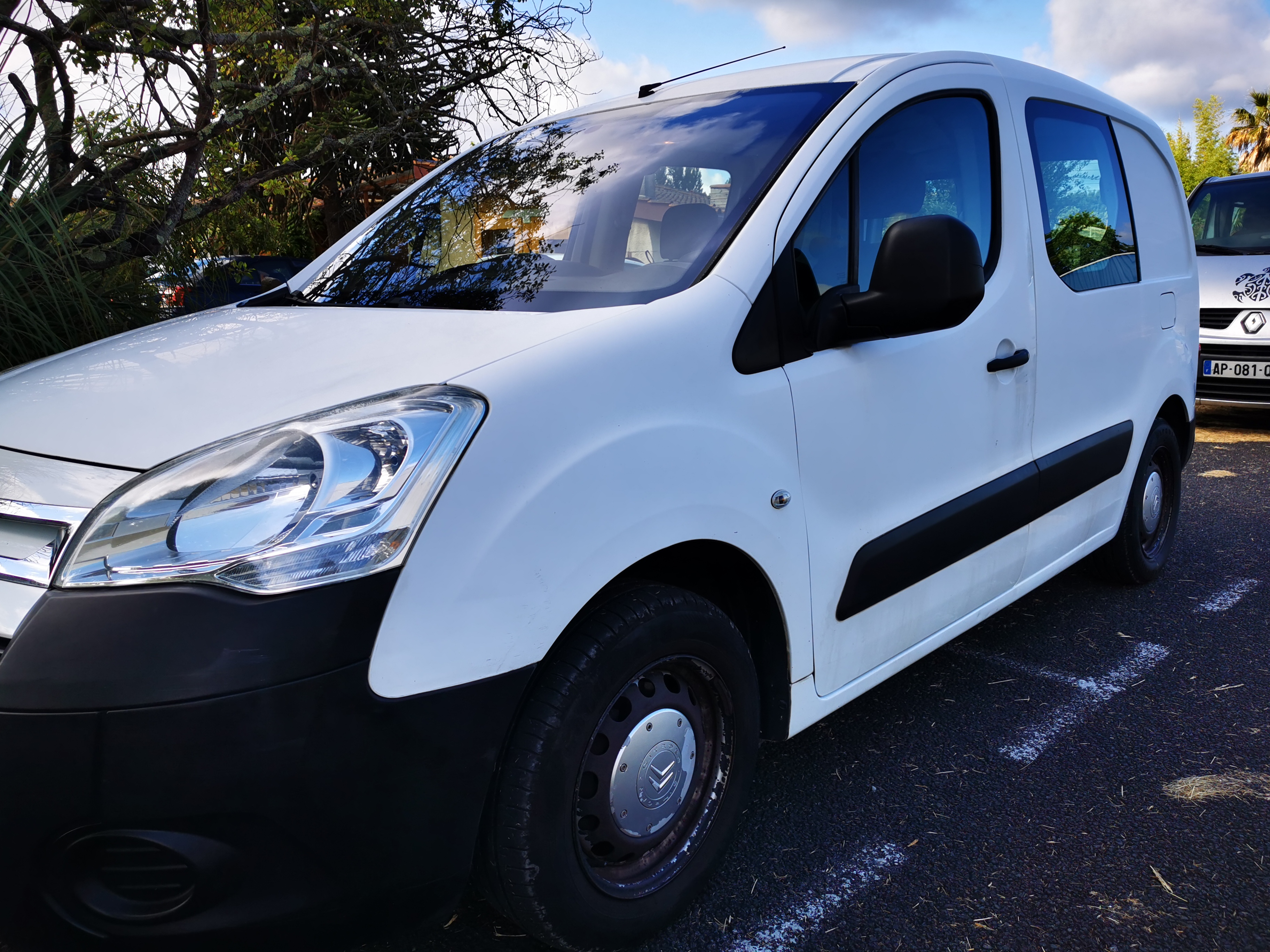 A vendre Citroën Berlingo 1.6 hDi 90cv fourgonnette de 2009 en bel état