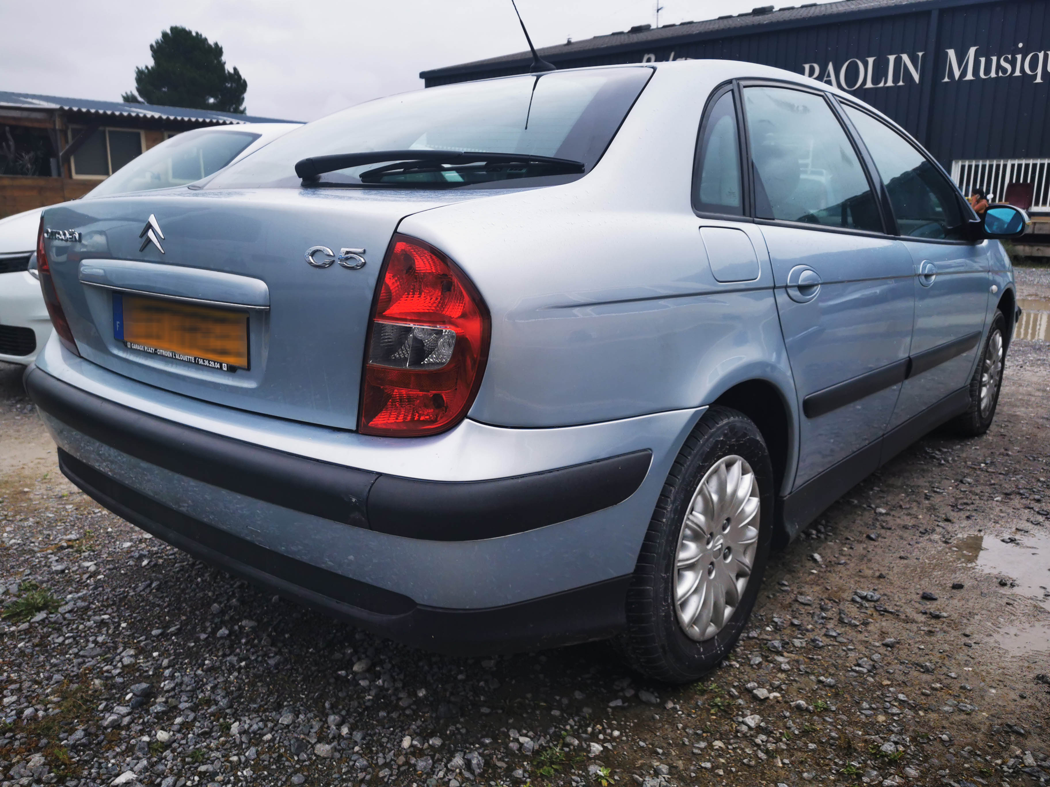 A vendre Citroën C5 1.8 SX 16v phase 1 de 2004 A vendre Citroën C5 1.8 SX 16v phase 1 de 2004