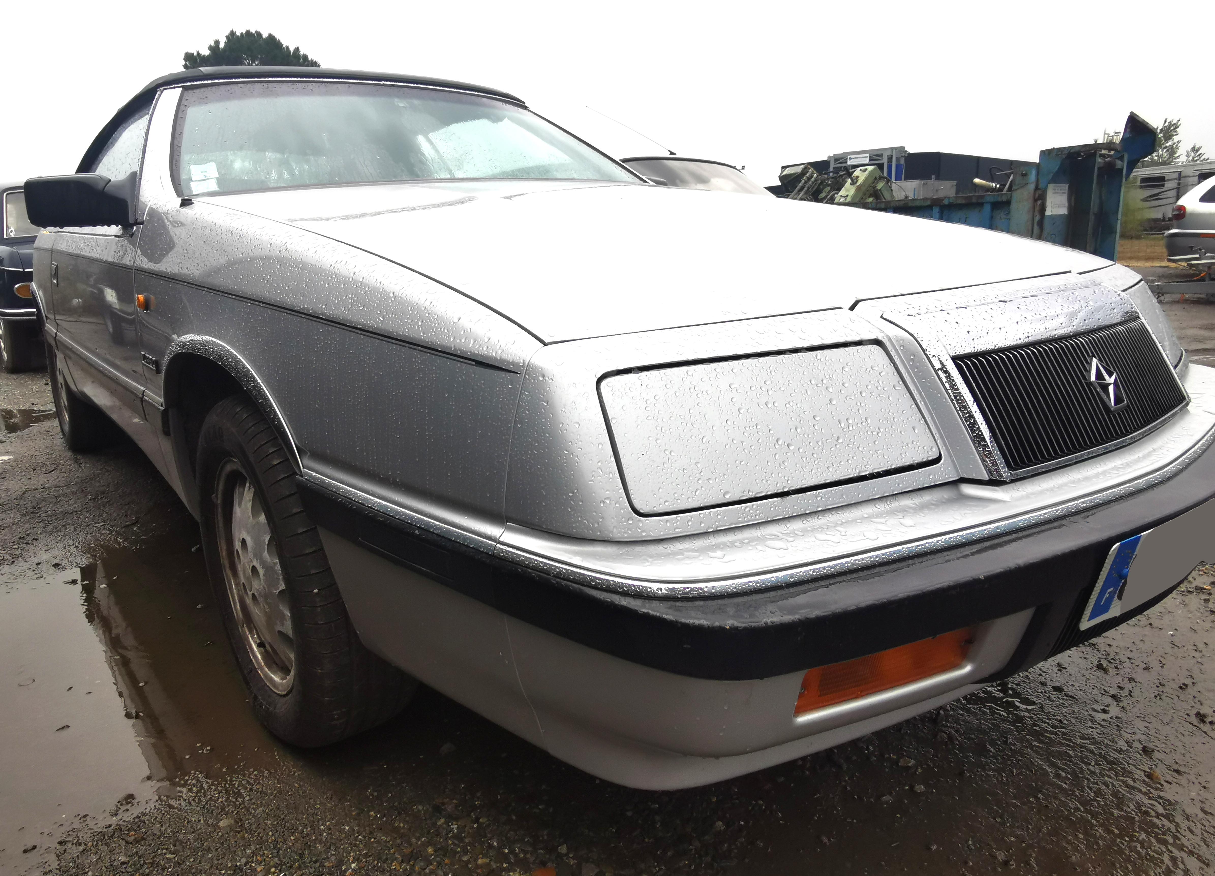 Chrysler Le Baron  cabriolet moteur 2.5 Turbo de 89 - Vivez votre rêve américain en bord de mer