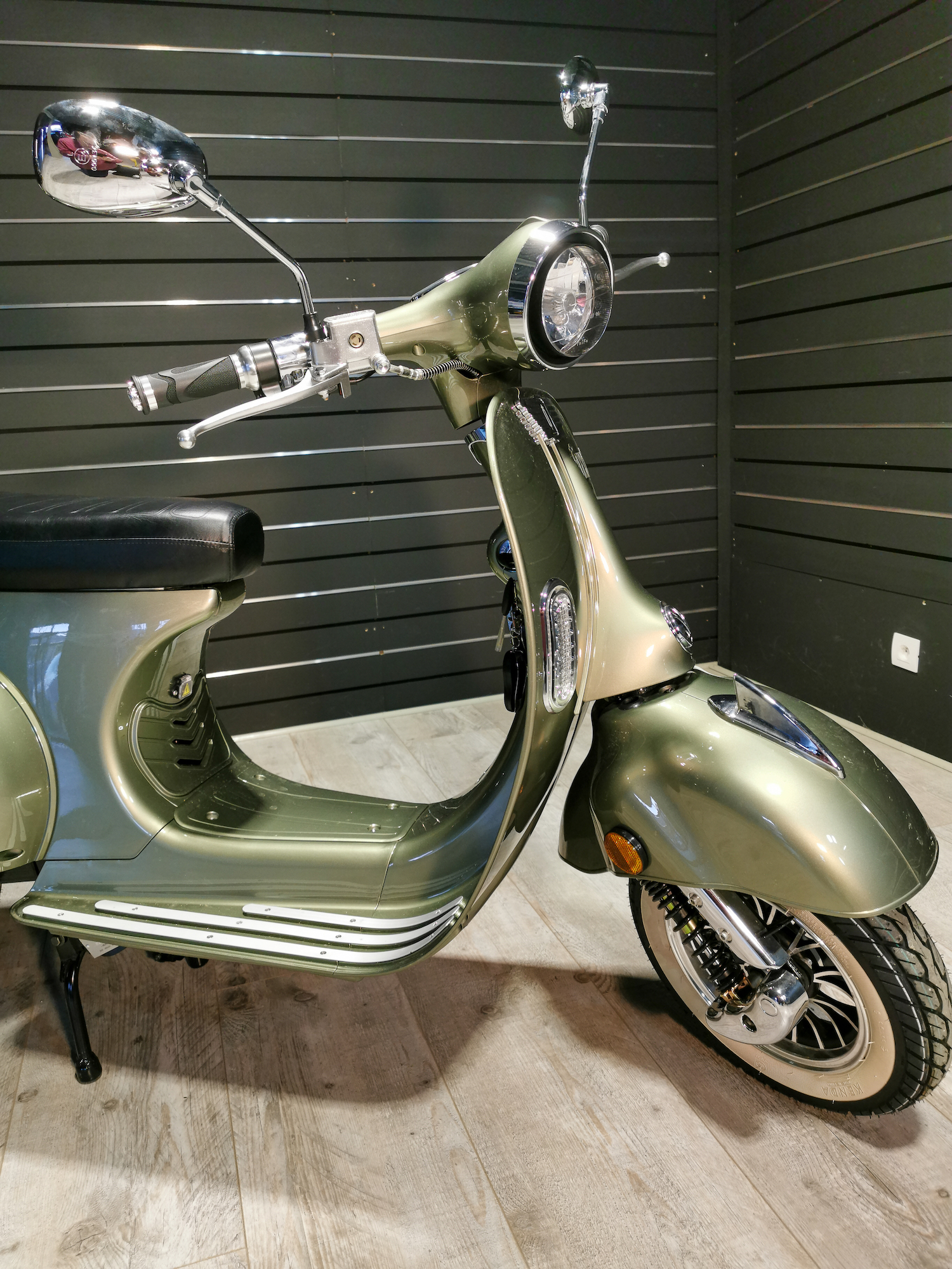 Scooter électrique 50 : Tango d' Oxygo vert