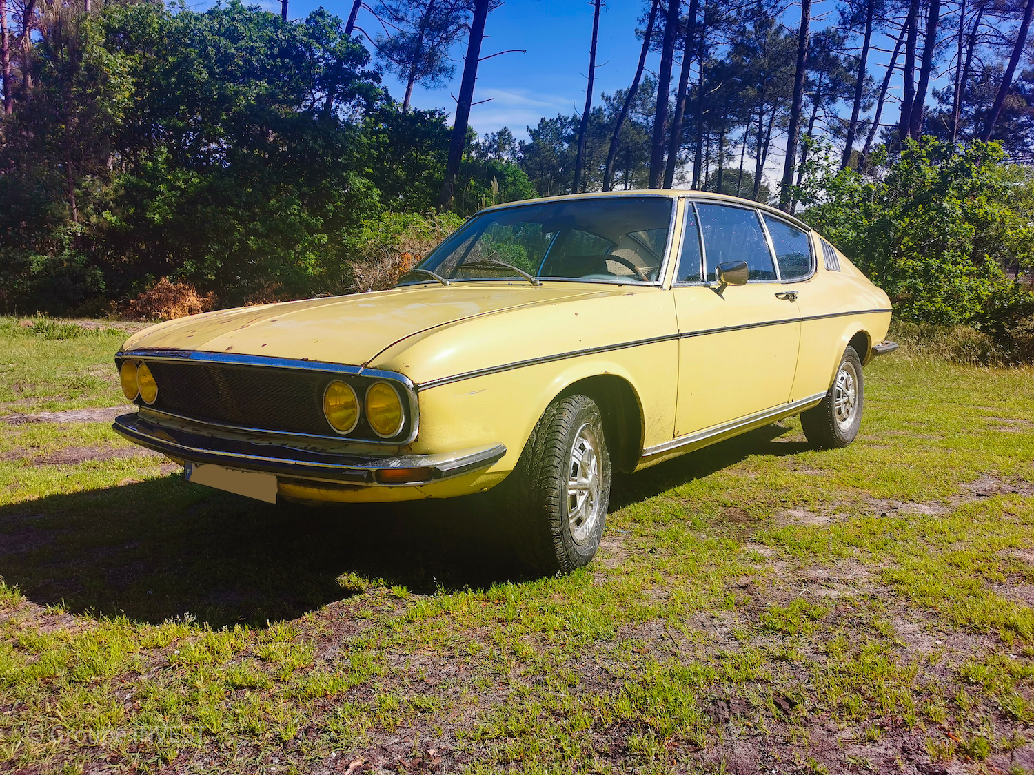A VENDRE : rare Audi 100 Coupé S de 1971 (C1)
