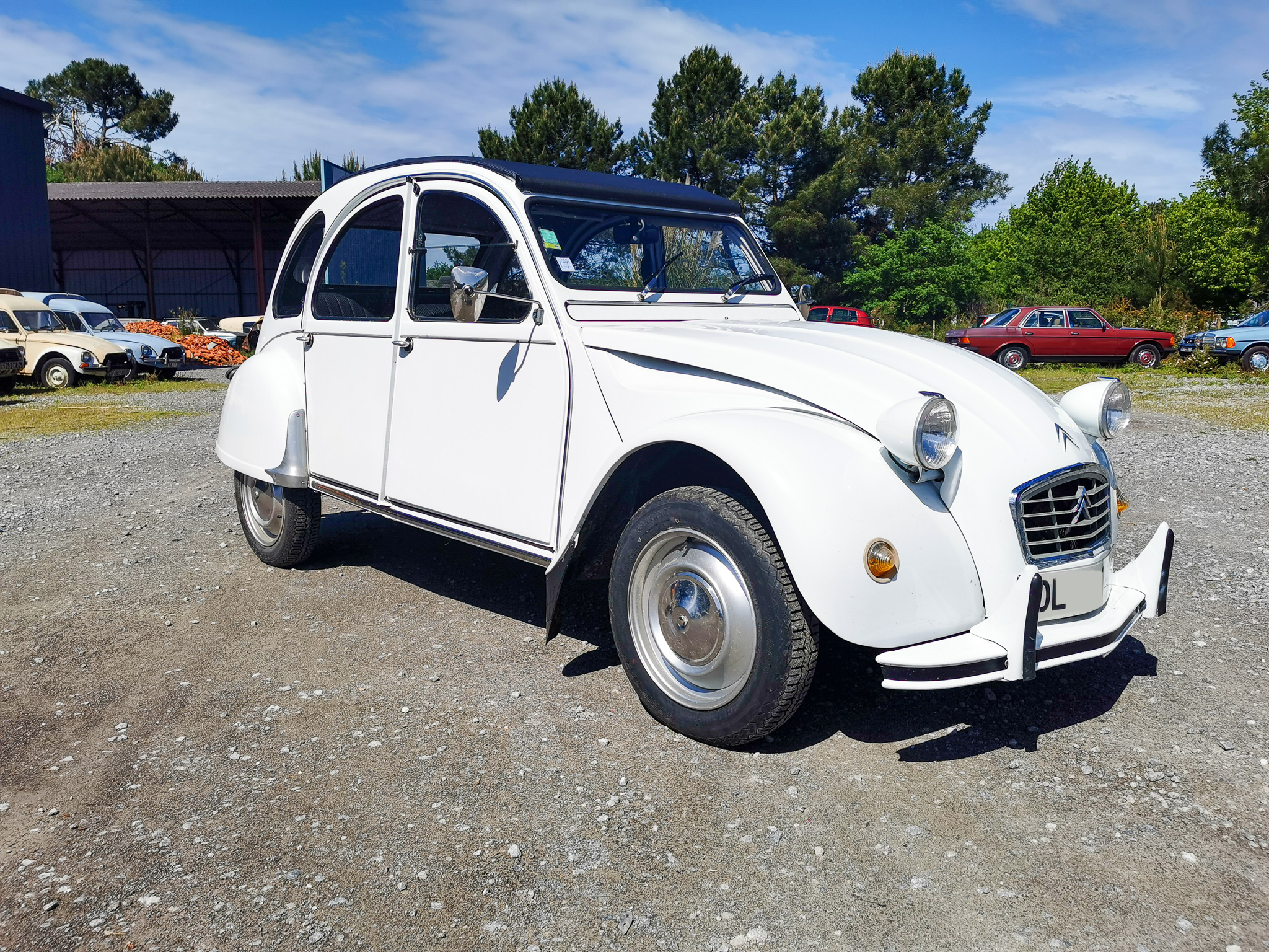 A VENDRE : Citroën 2CV 6 de 1972 en bel état (CT ok)