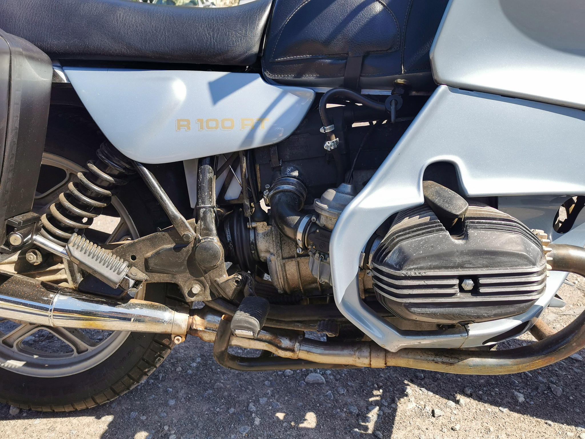 A VENDRE Moto BMW R100 RT 1000 cm3 prête à voyager