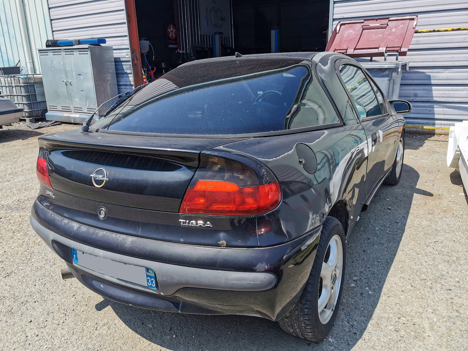 A VENDRE Opel Tigra de 1997 à rénover