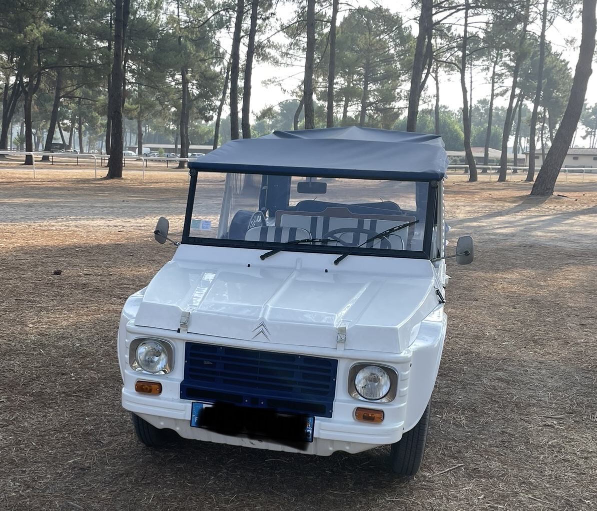 A vendre Méhari de 1976 CT OK configuration 4 places