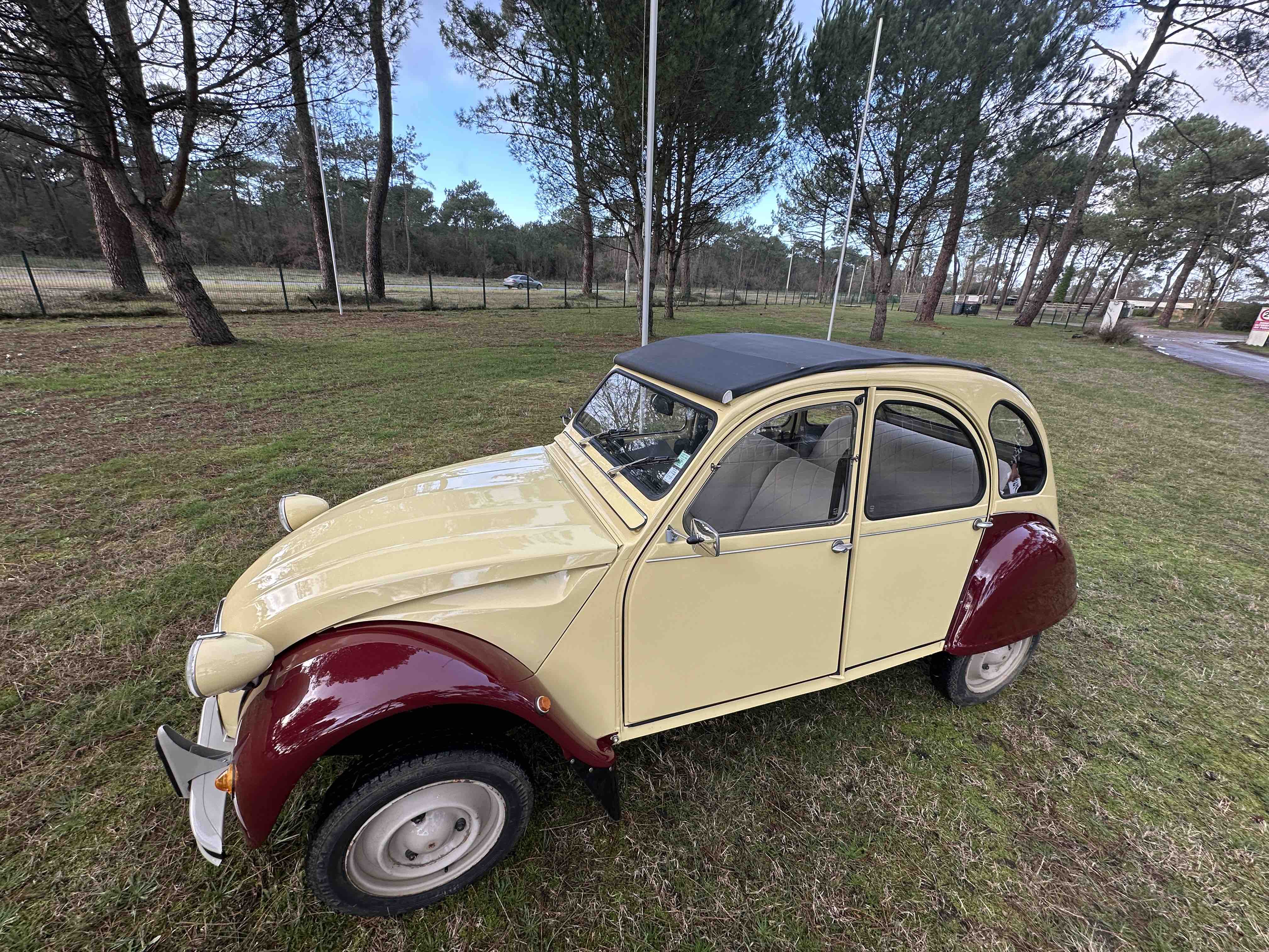 Citroën 2CV Dolly anglaise de 1985