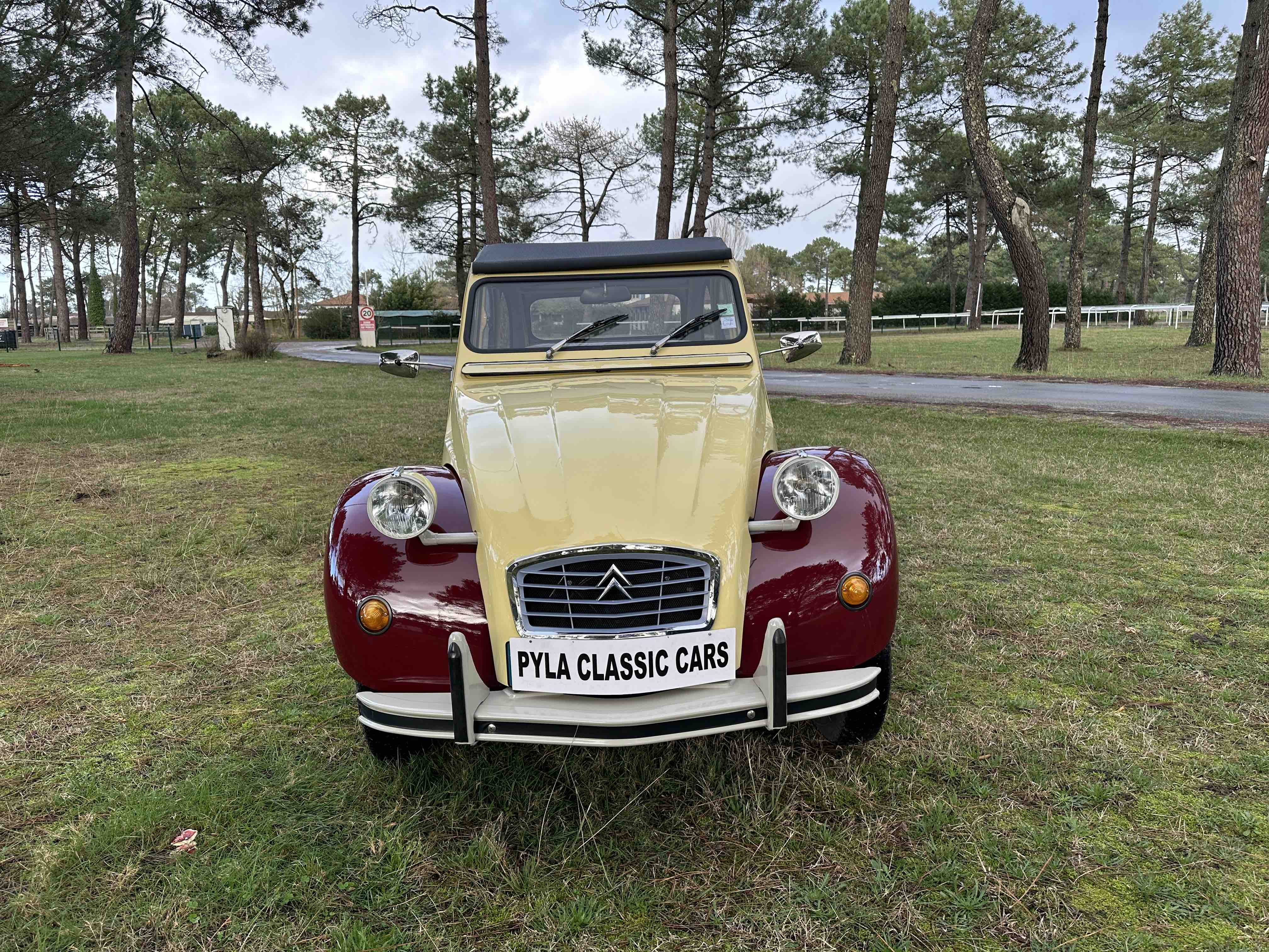 Citroën 2CV Dolly anglaise de 1985