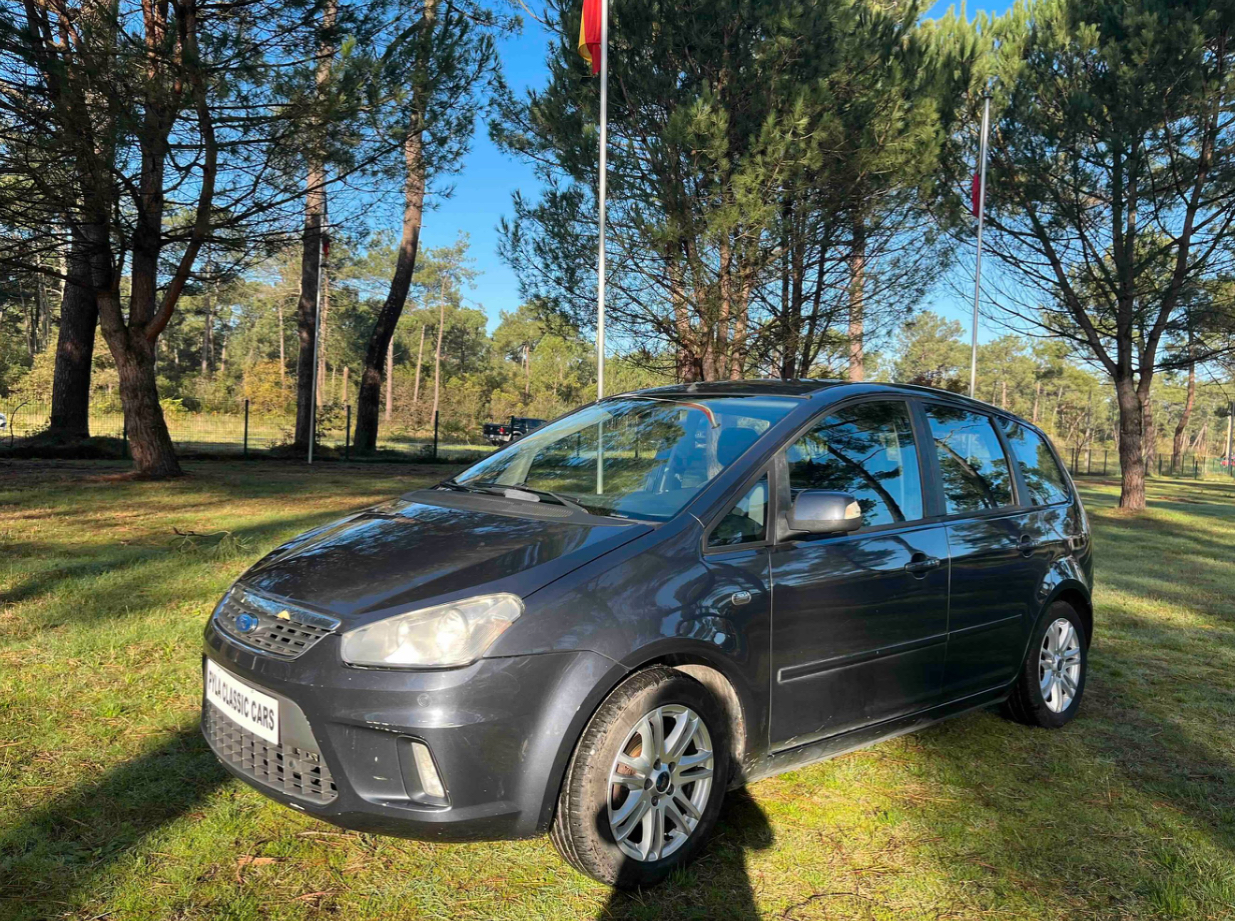 FORD CMAX 1L6 TDCI 90ch Ghia