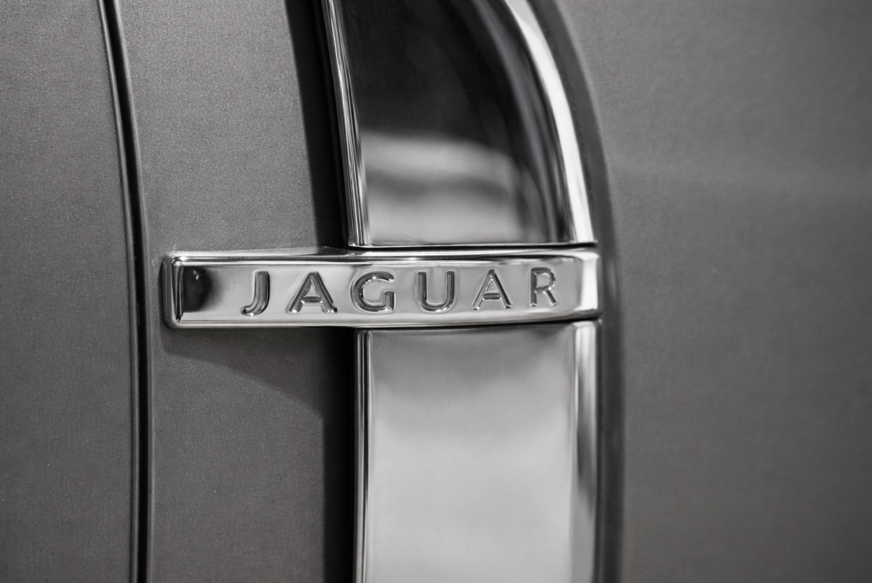 JAGUAR XF 2L7 V6 BI-TURBO | A vendre en parfait état (entretenue, révisée et garantie)