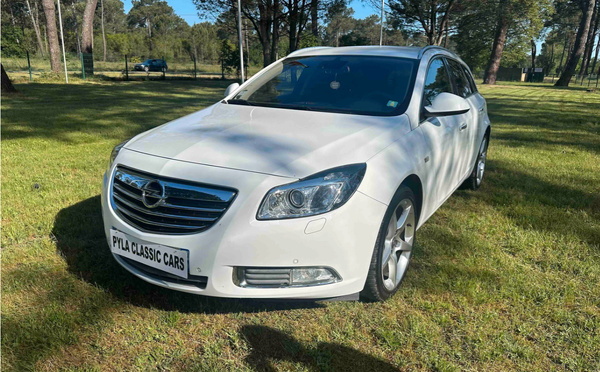 OPEL Insigna version A Sport Tourer 2.0 CDTI 16V DPF 4X4 160 CV