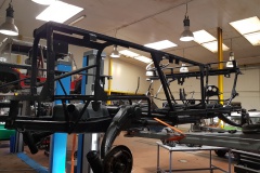 chassis-mehari-entierement-demonte-renovation