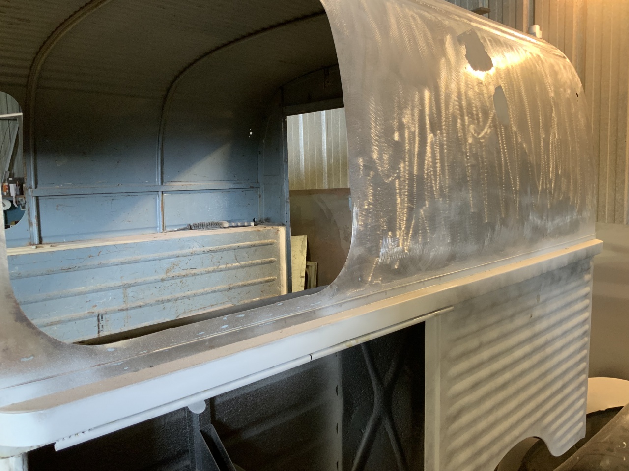 Restauration 2cv fourgonnette AZU EDF GDF export panneau gauche