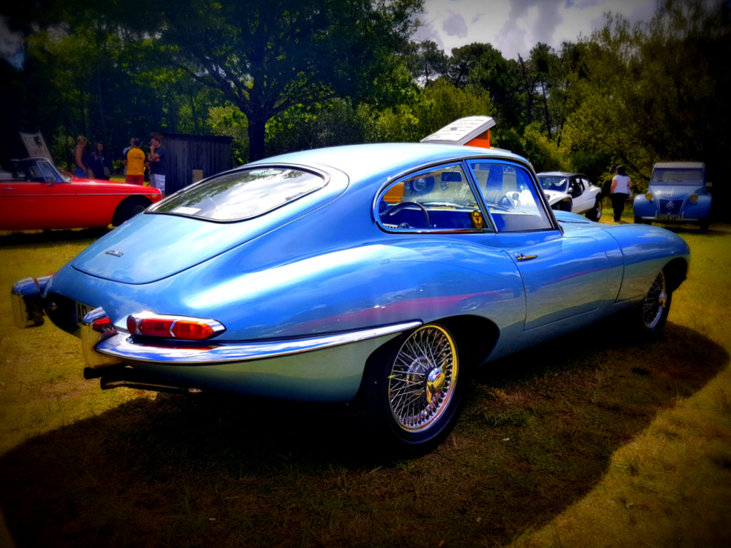 Jaguar type E coupé - 3/4 arrière