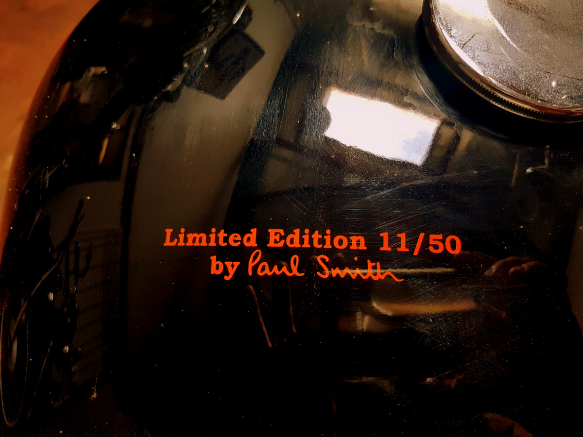 Triumph Paul Smith n°11