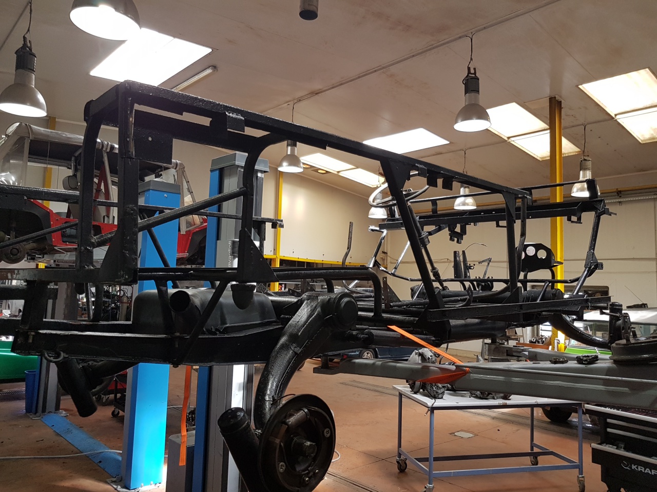 chassis-mehari-entierement-demonte-renovation