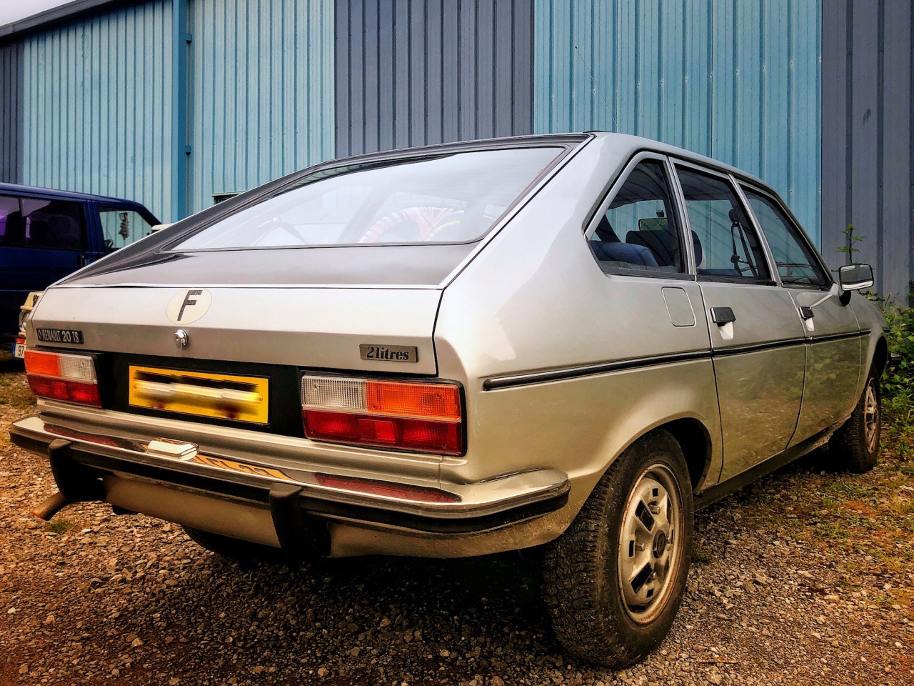 Diaporama R20 d'occasion à vendre | Galerie | Garage automobile ...